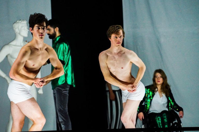 atme-szene-2wei-foto-christine-breuer57.jpg